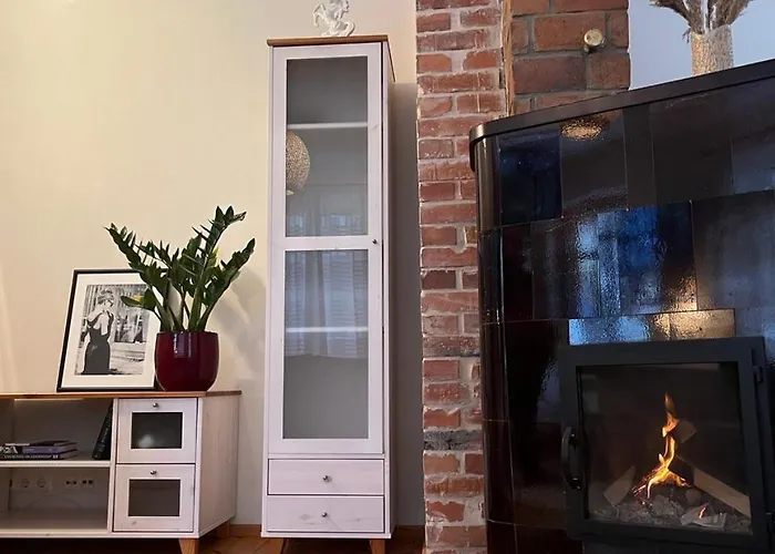 Cozy Flat With Fireplace