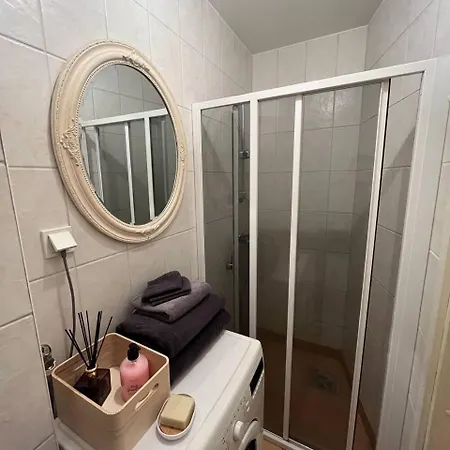 Cozy Flat With Fireplace タリン